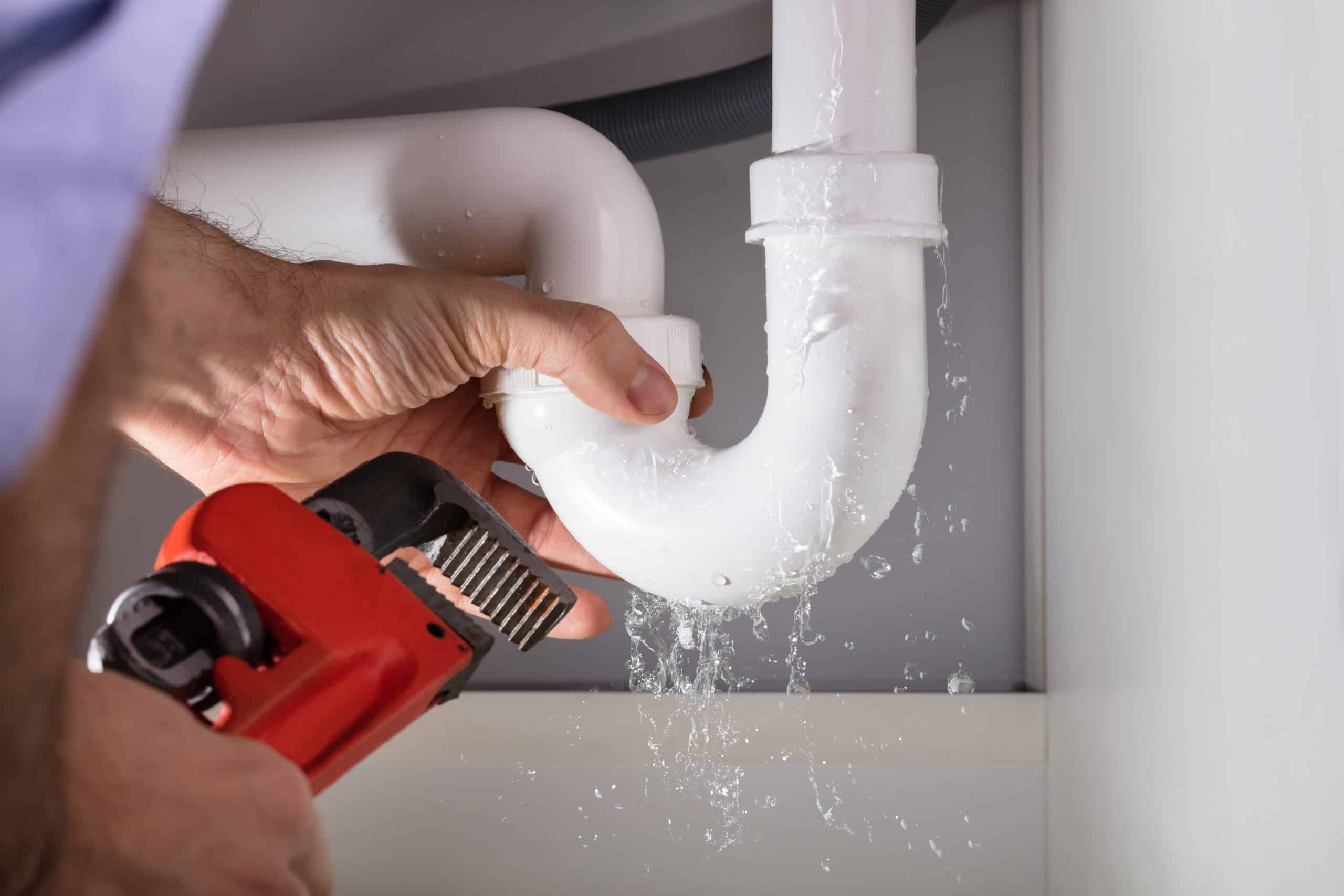 5 Signs you need emergency plumbing services in Santa Rosa, CA!