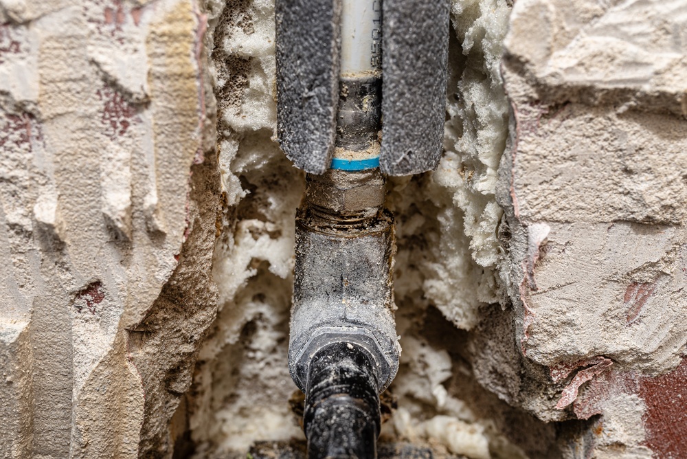 Burst Pipe Repair Costs: Factors That Affect the Final Price