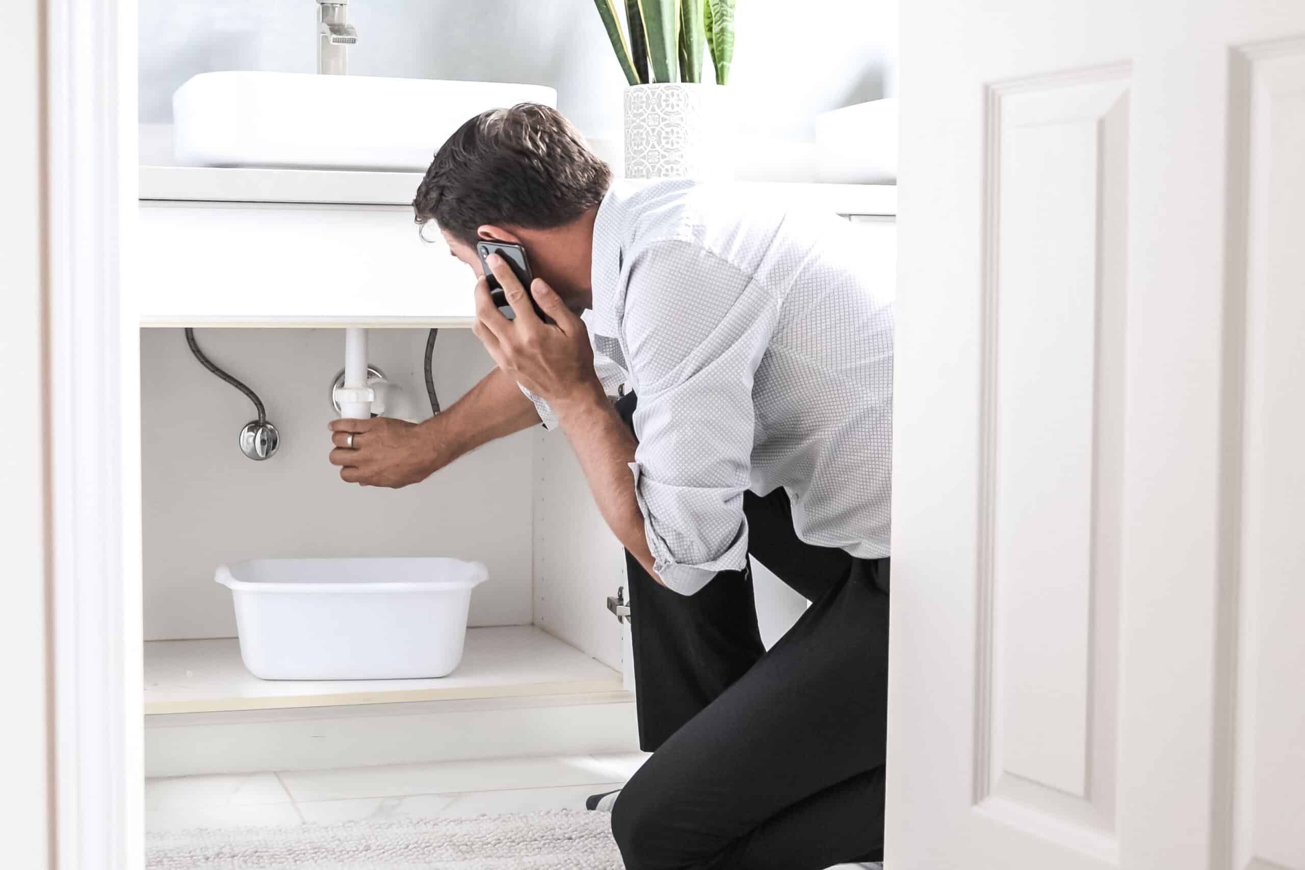 Emergency Plumbing: How to Handle Drain Backups