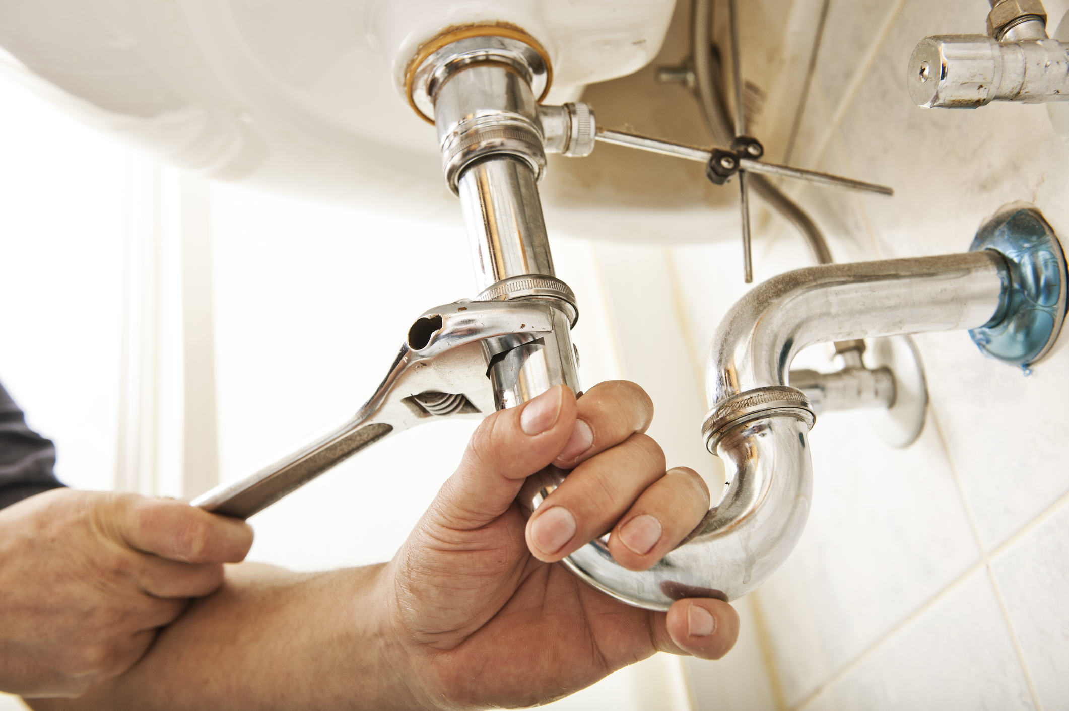 Copper vs. PVC: Choosing the Right Plumbing Pipes